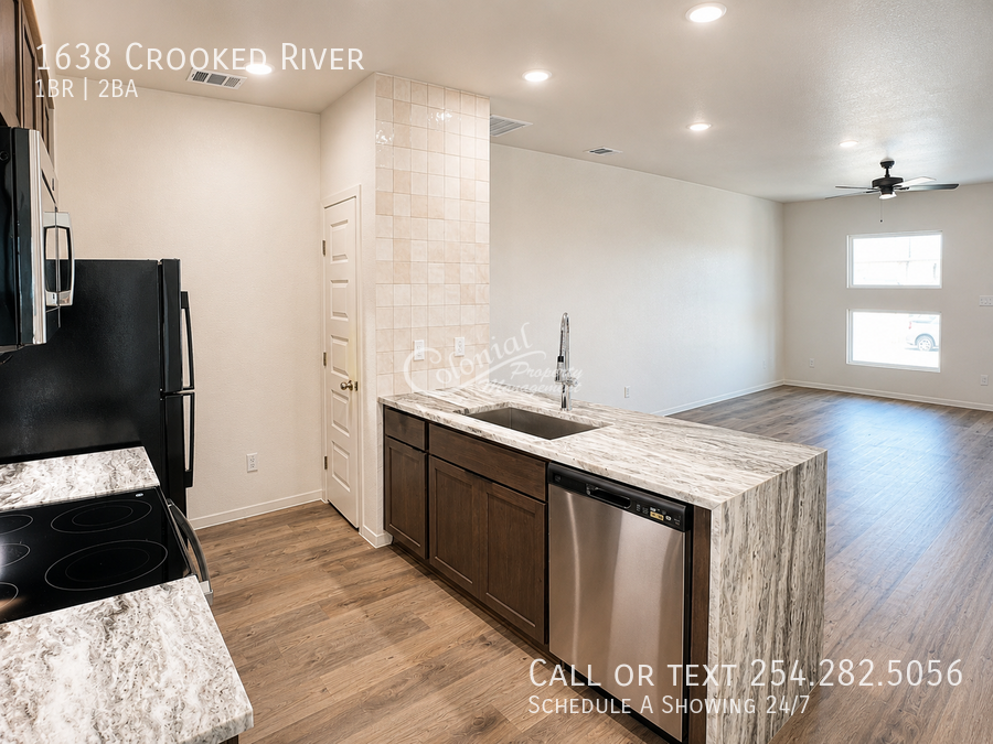 1638 Crooked River Ct - Photo 5 of 22