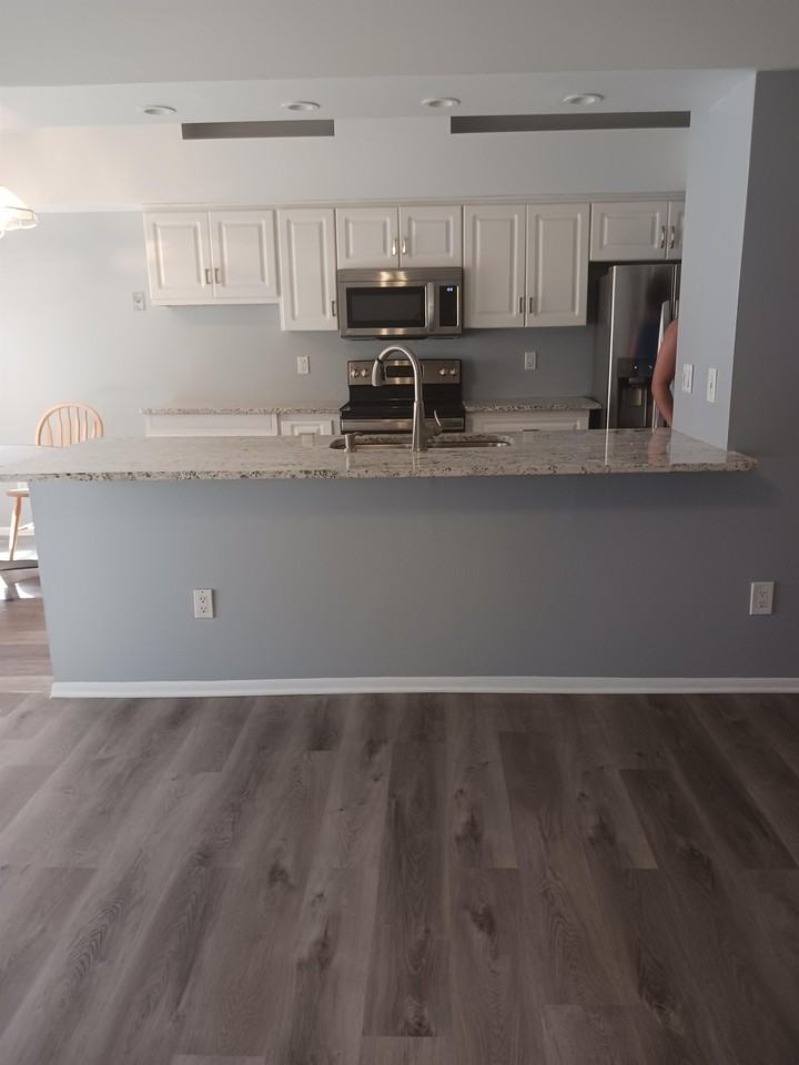 7706 Covedale Dr - Photo 6 of 22
