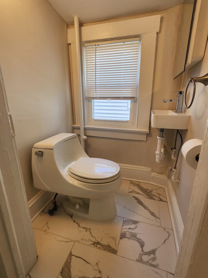 181 Forest St #3 - Photo 5 of 11