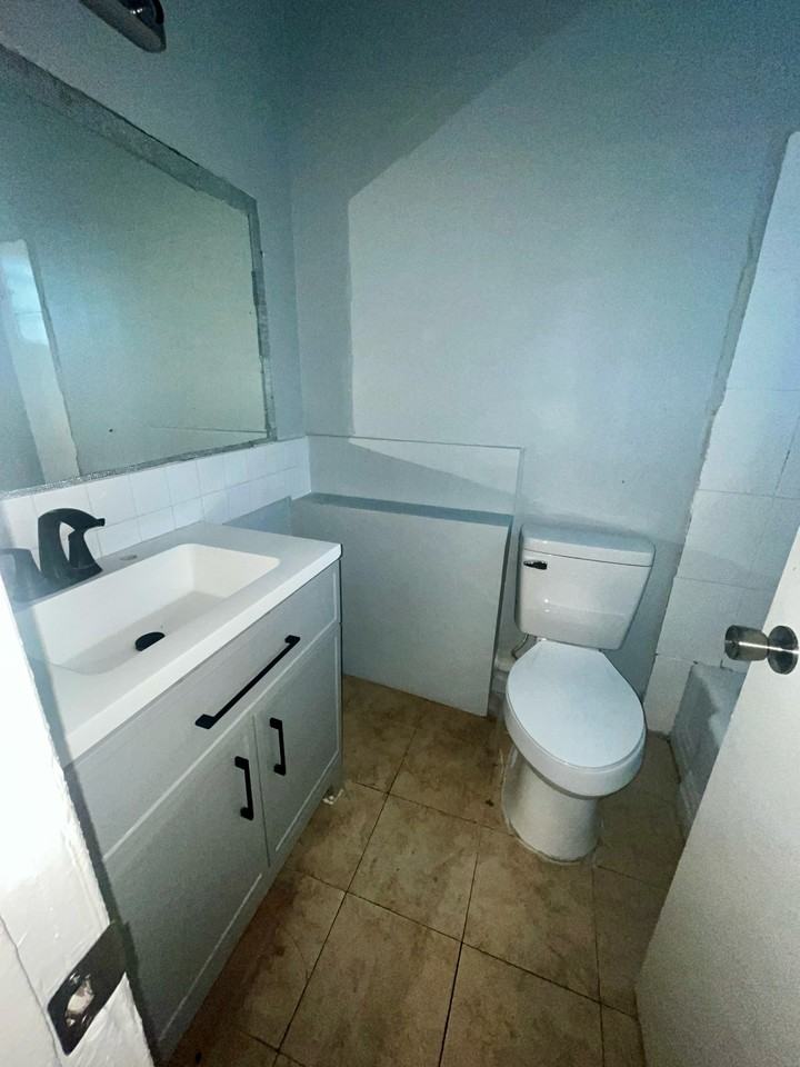 Hibiscus Apartments - Photo 6 of 7