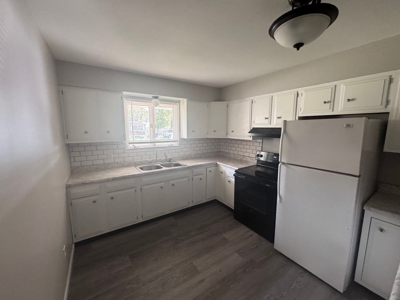 114 N Chase St #1 - Photo 6 of 29