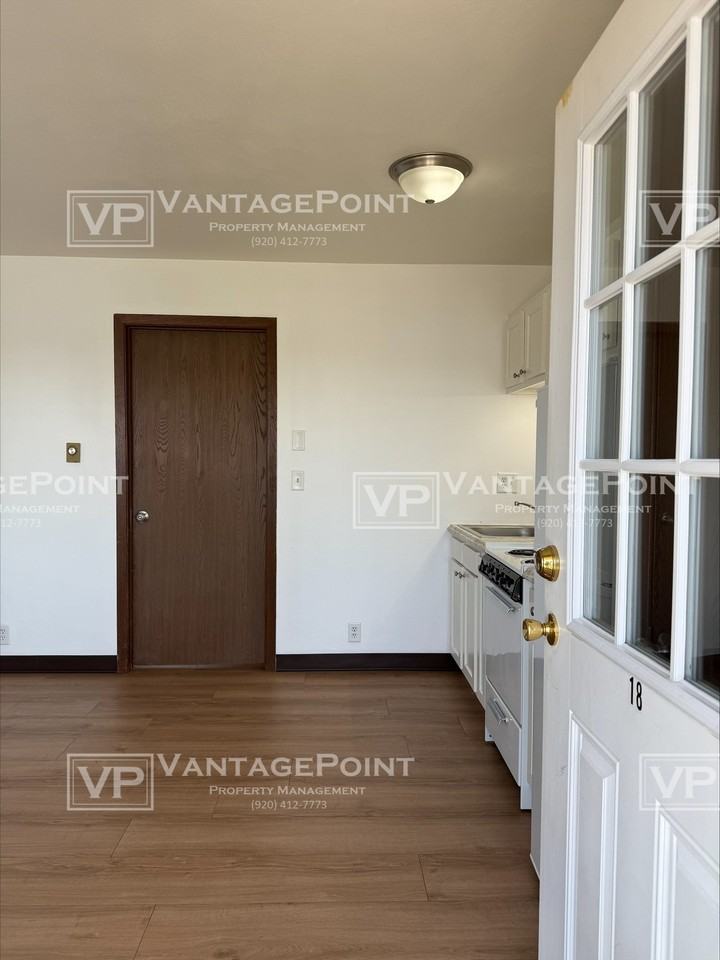 1914 Division St #18 - Photo 2 of 13
