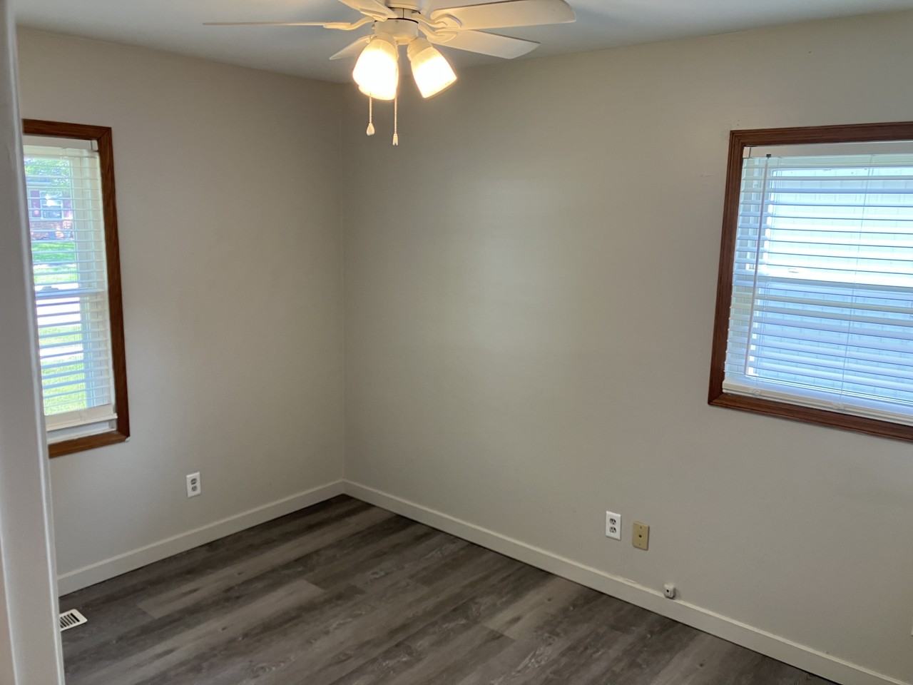 601 Ridgewood Ct #1 - Photo 5 of 10