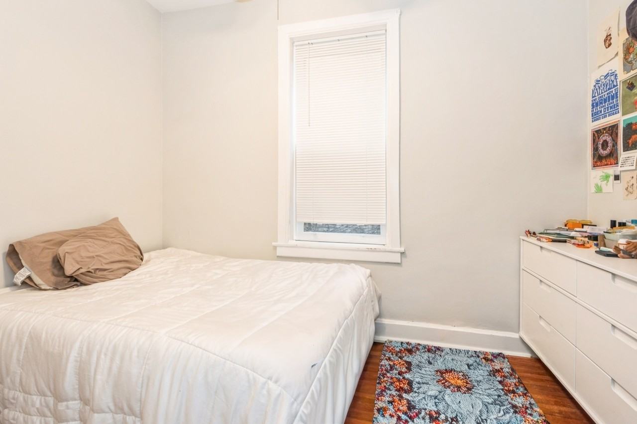 3218 N Central Park Ave #2 - Photo 3 of 9