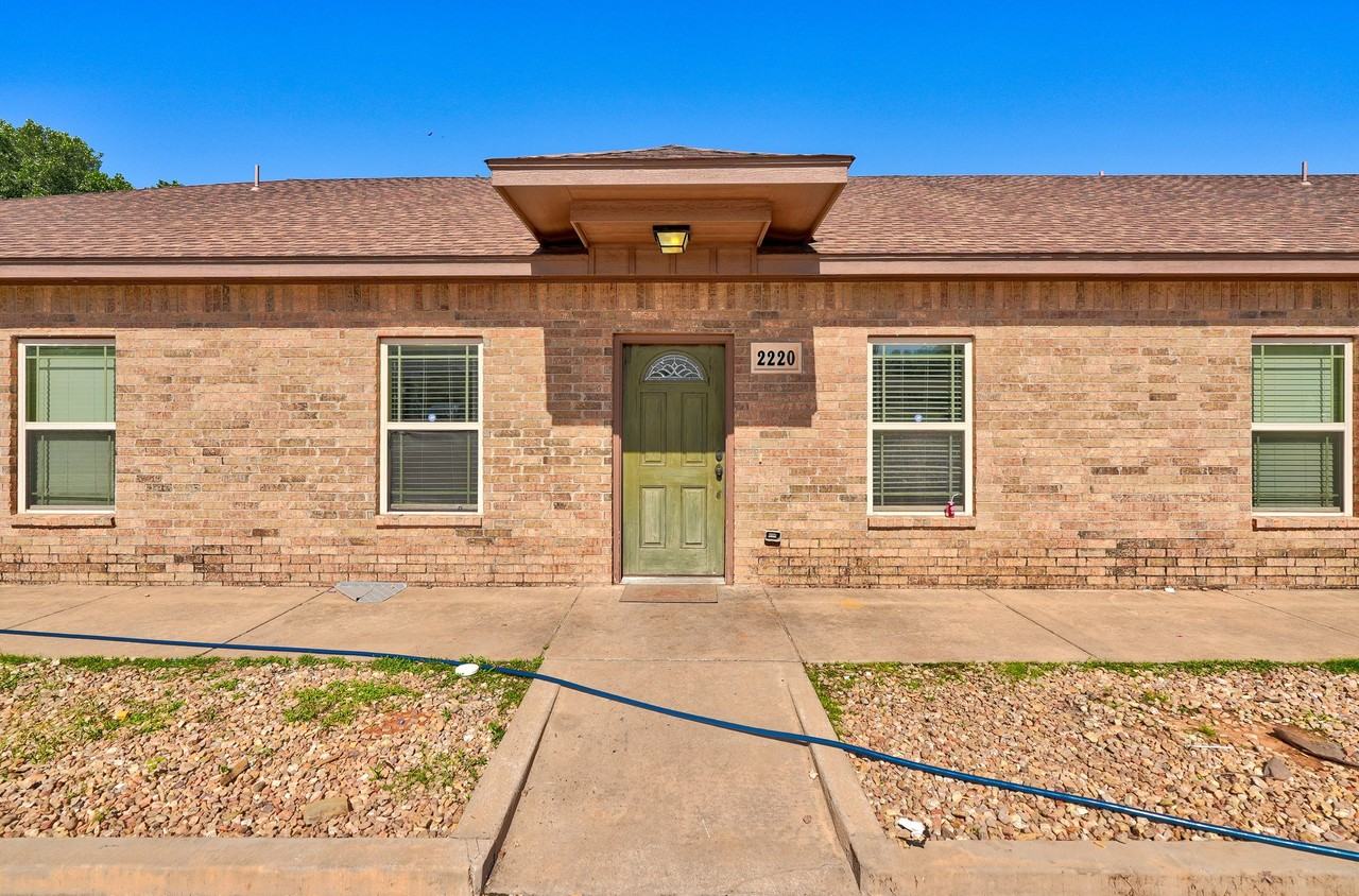 2222 W Utah Ave #2222 - Photo 6 of 44