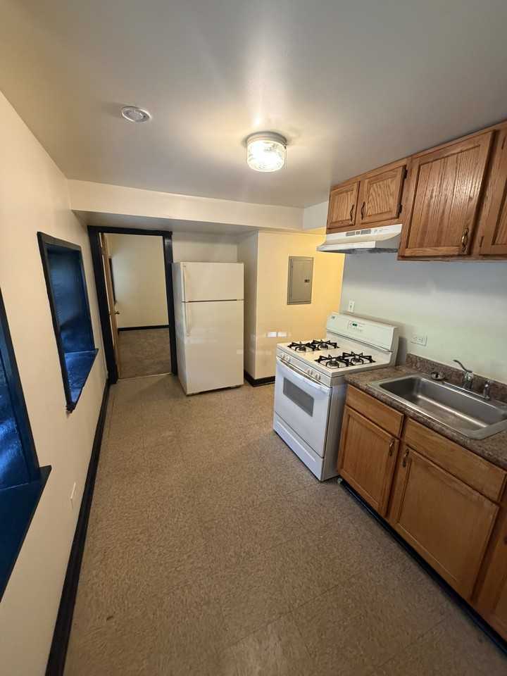 6408 S Harvard Ave - Photo 3 of 8