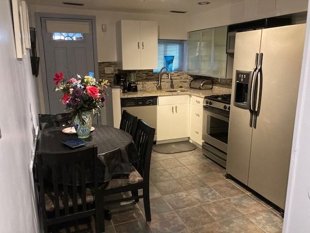 2223 Brookfield Ave #B - Photo 2 of 13