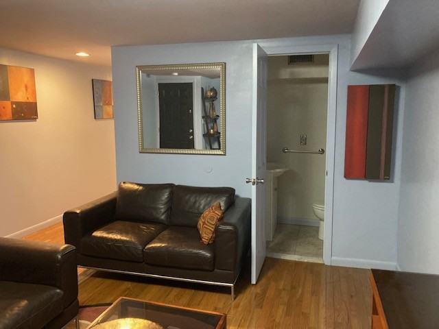 2223 Brookfield Ave #B - Photo 4 of 13