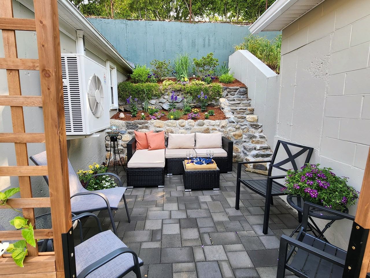 216 5th St - Photo 4 of 22