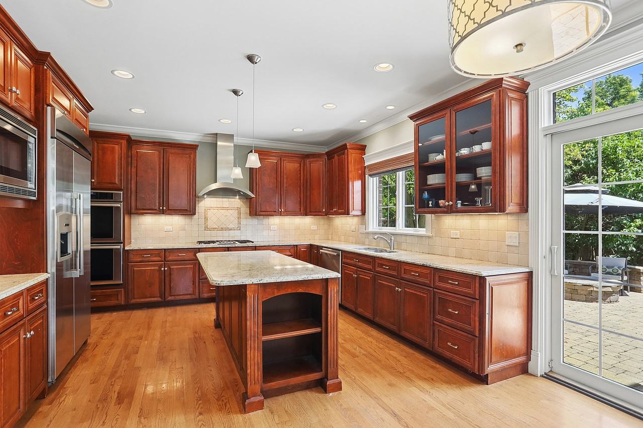737 S Swain Ave #NA - Photo 5 of 34