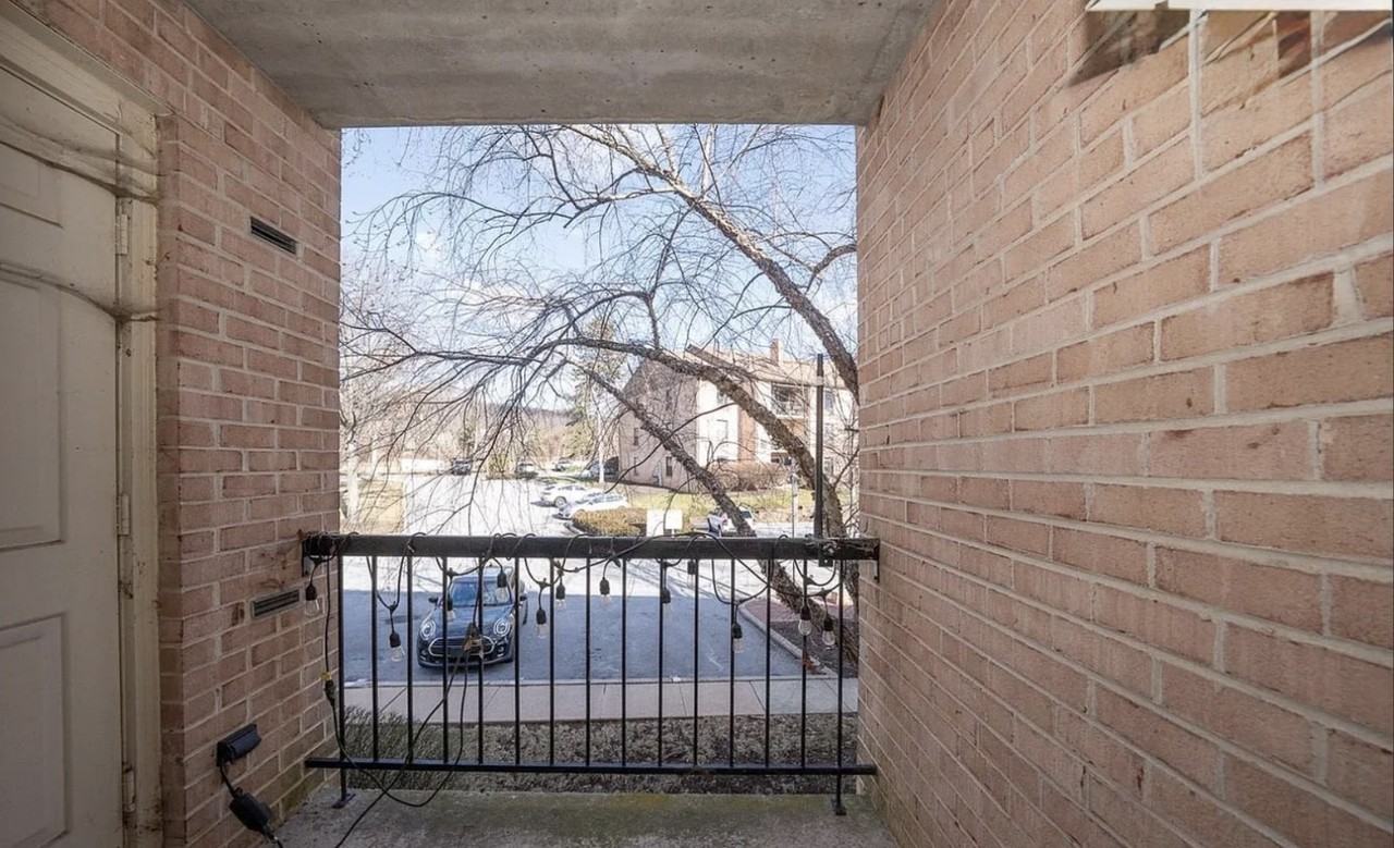 620 Washington Pl #20 - Photo 5 of 11