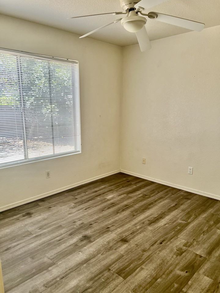 10228 E Watson Dr #NA - Photo 3 of 9