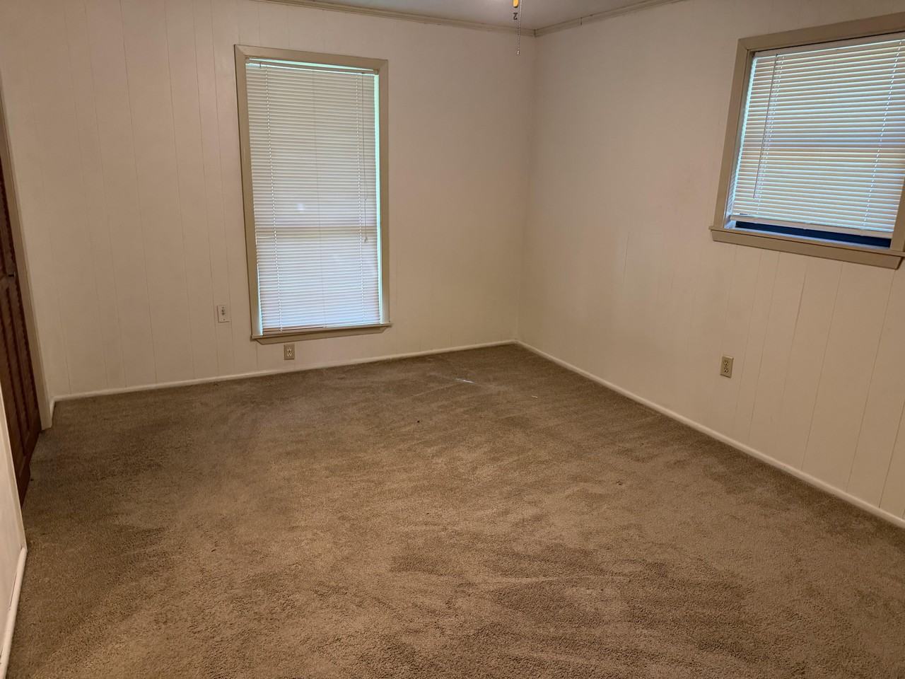 1909 Live Oak Dr #NA - Photo 6 of 9