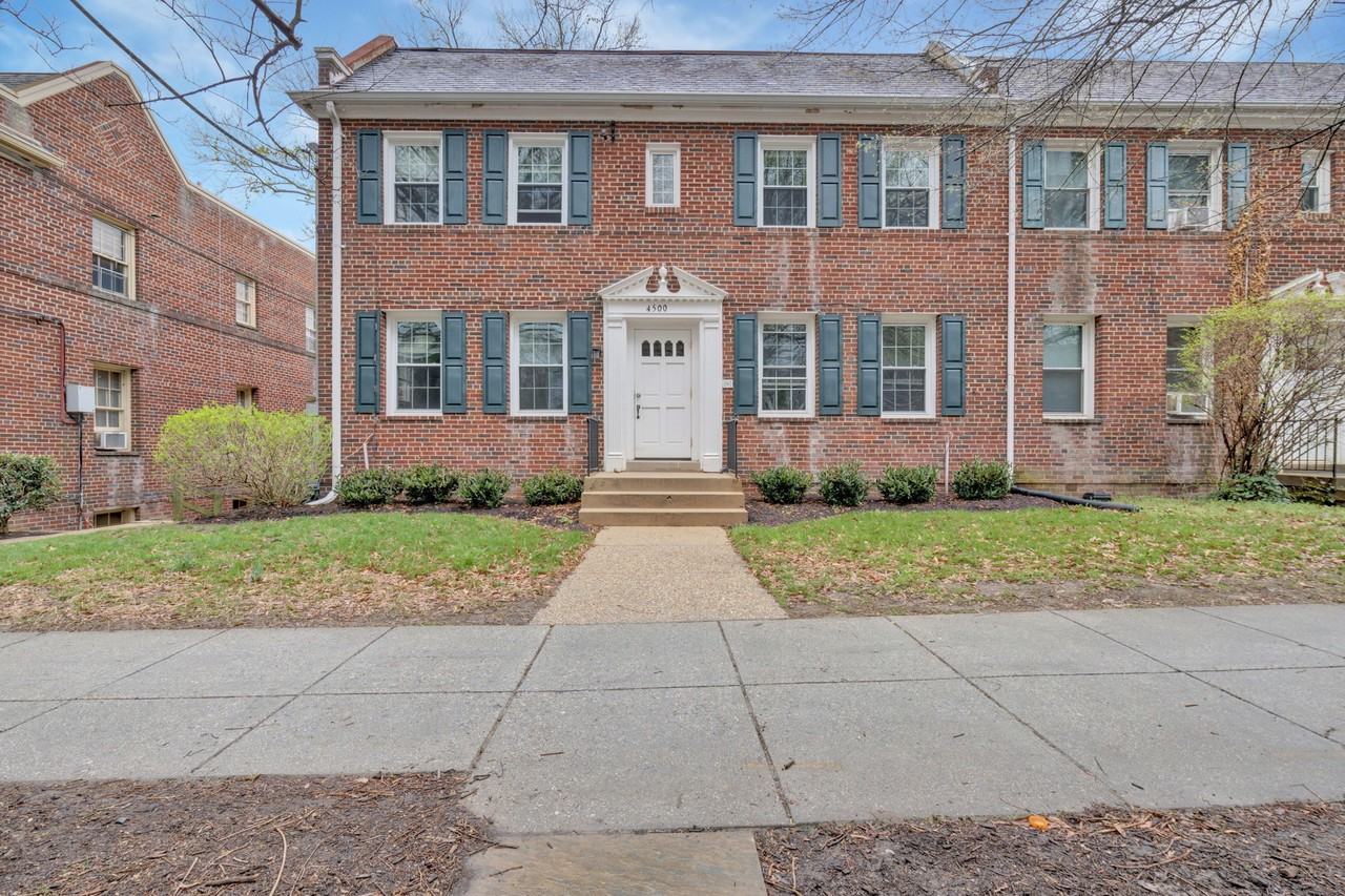 4500 Macarthur Blvd Nw #2