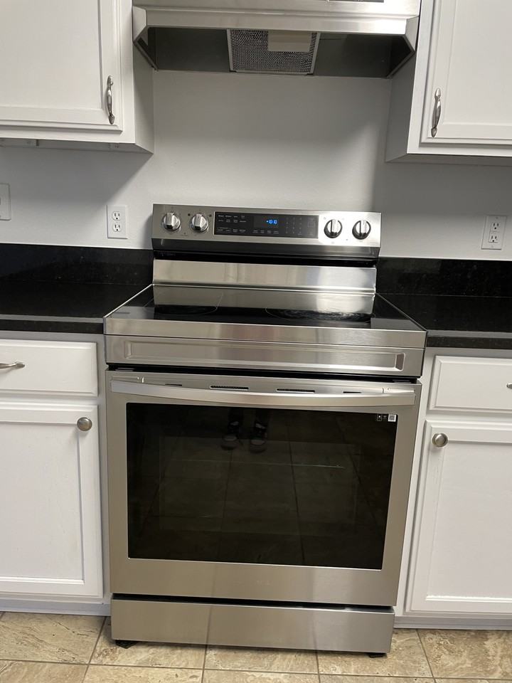 1607 Cresent St #NA - Photo 7 of 17