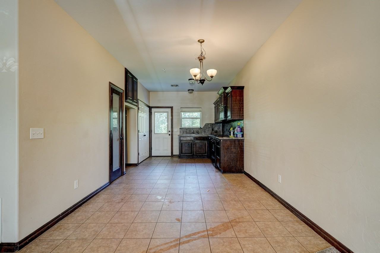 2218 W Utah Ave #2218 - Photo 6 of 44