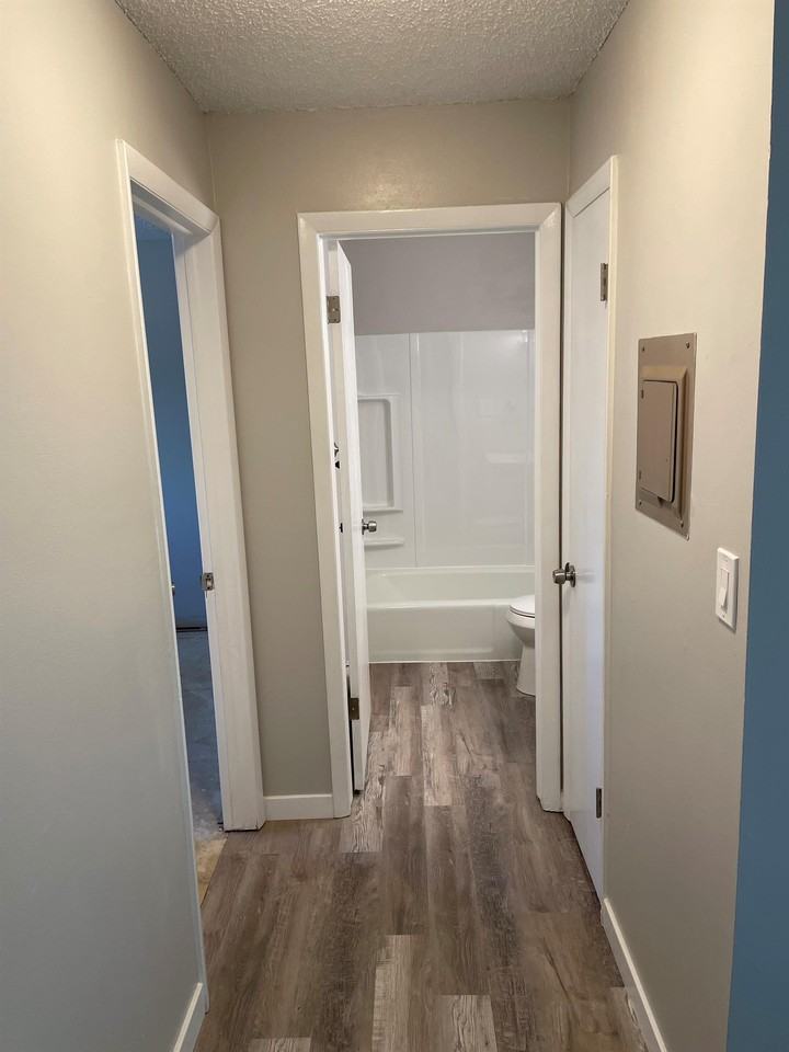 2907 State Farm Rd #2 - Photo 5 of 10