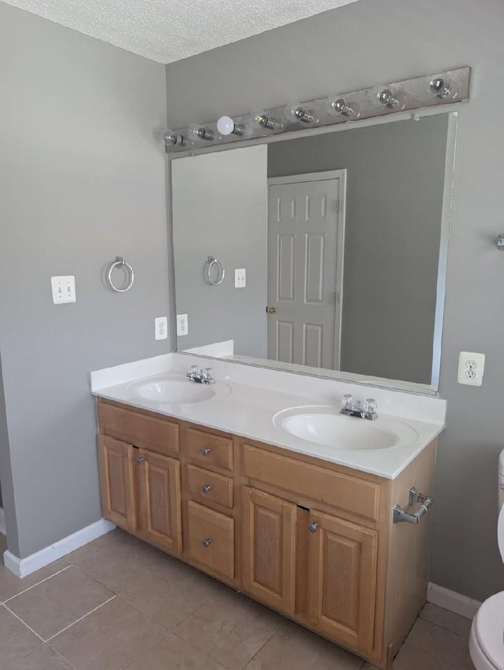 10626 Pendragon Pl #NA - Photo 6 of 10