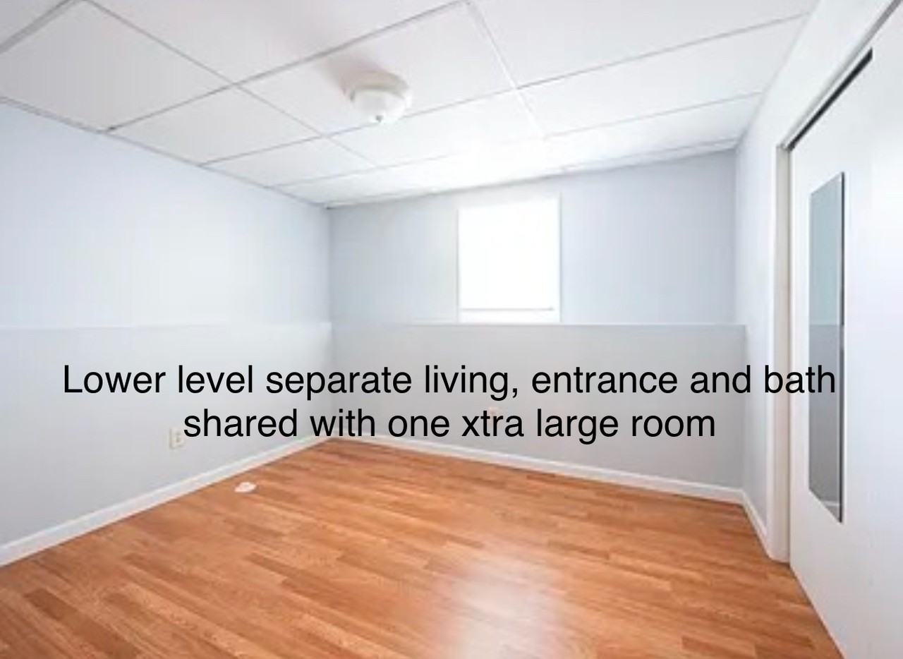 539 Admiral St #1stFL - Photo 2 of 6