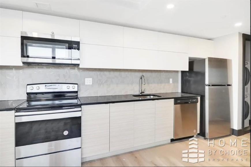 88 Linden Blvd - Photo 3 of 10