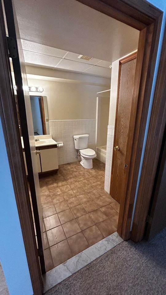 916 Kings Rd #304 - Photo 4 of 17