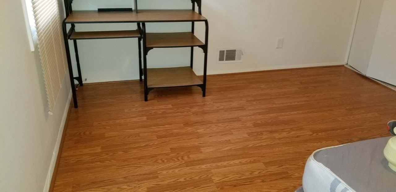 9083 Meadow Heights Rd - Photo 3 of 11