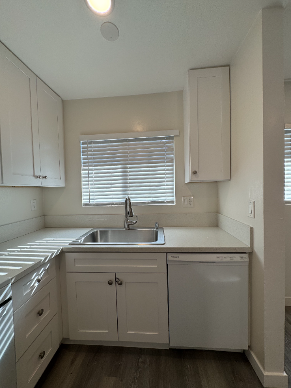15029 Burbank Blvd #1 - Photo 7 of 14