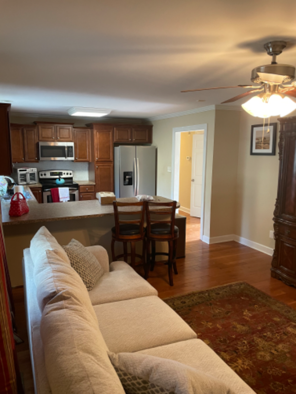 100 Plaza Dr W - Photo 7 of 22