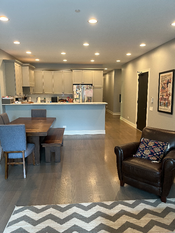 910 Hinman Ave #2S - Photo 4 of 13