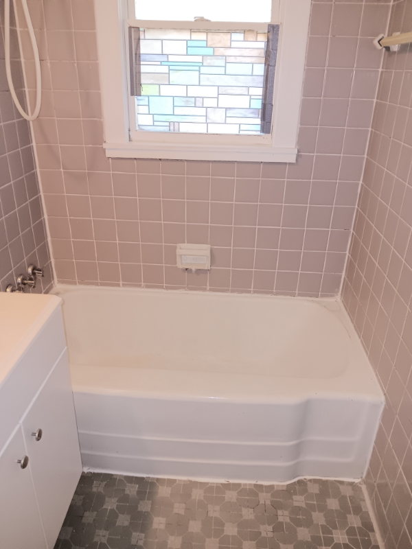 2427 Laurel Dr #B - Photo 6 of 10