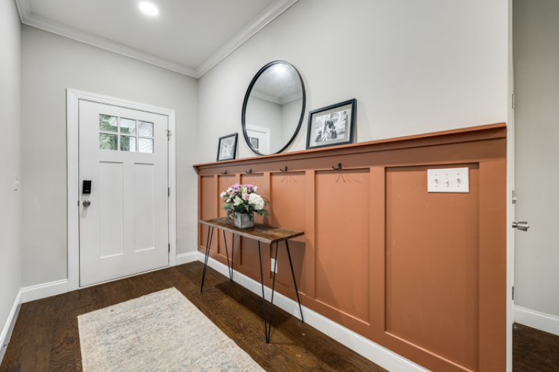 212 Mason St - Photo 3 of 18