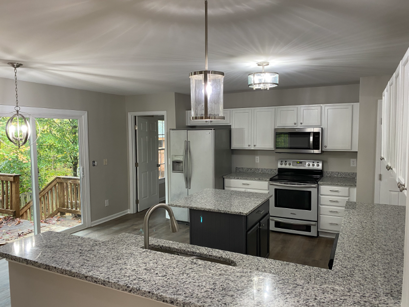 12404 Village Pines Ln - Photo 2 of 10