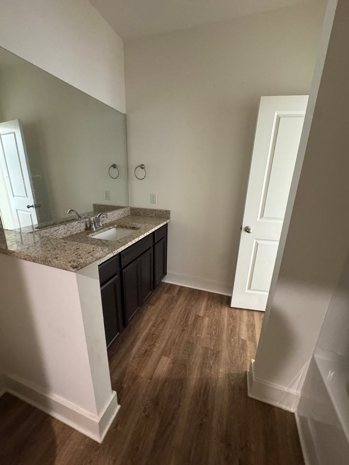 54 E Mason Ct - Photo 3 of 3