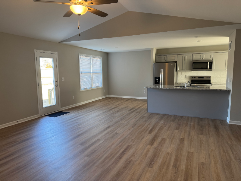 6337 Zacks Mill Rd - Photo 3 of 16