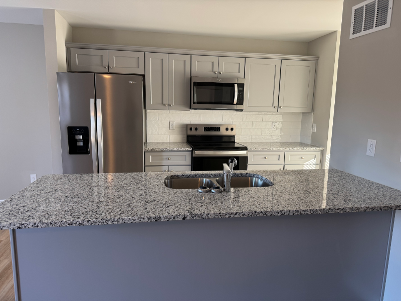 6337 Zacks Mill Rd - Photo 4 of 16