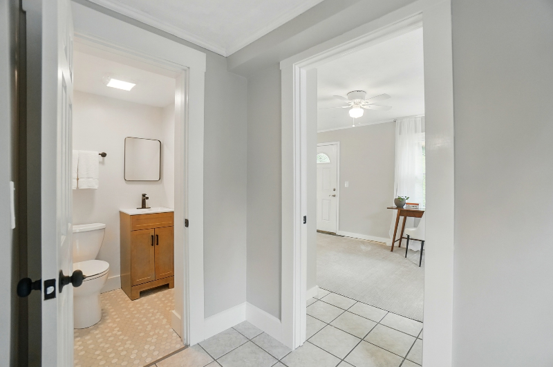 1126 Audubon Rd - Photo 7 of 22