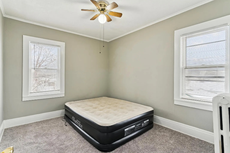 1020 3rd St S #4 - Photo 6 of 6