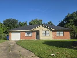 featured image of 7518 Hummingbird Ln #1