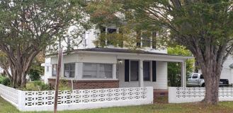201 E Gale St - Photo 1 of 1