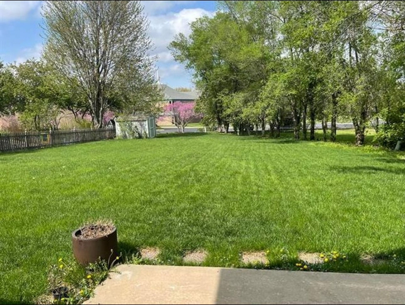 8912 W 117th St - Photo 6 of 12