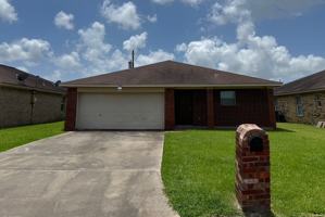 featured image of 2417-25 1/2 Street North