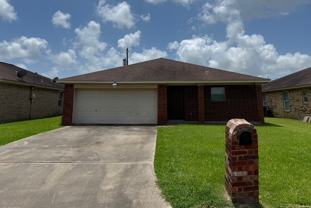 2417-25 1/2 Street North - Photo 1 of 1