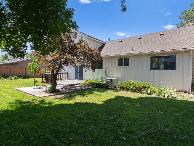 1910 E Southbridge Way - Photo 2 of 20