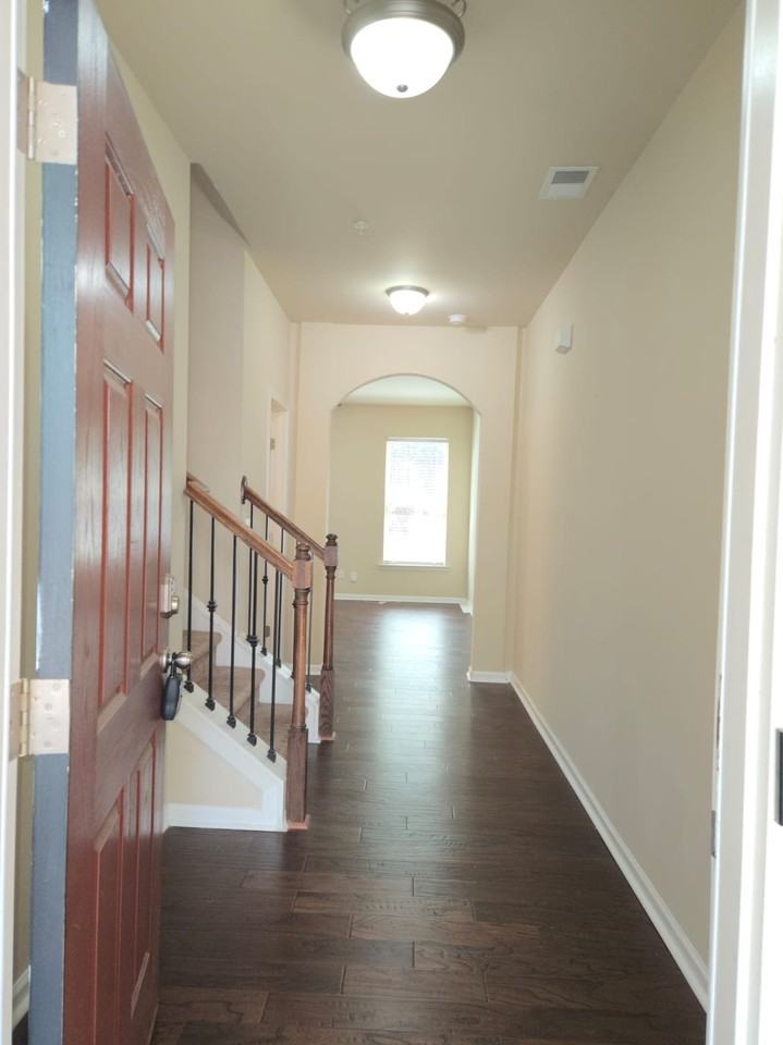 3524 Castleberry Village Cir - Photo 2 of 26