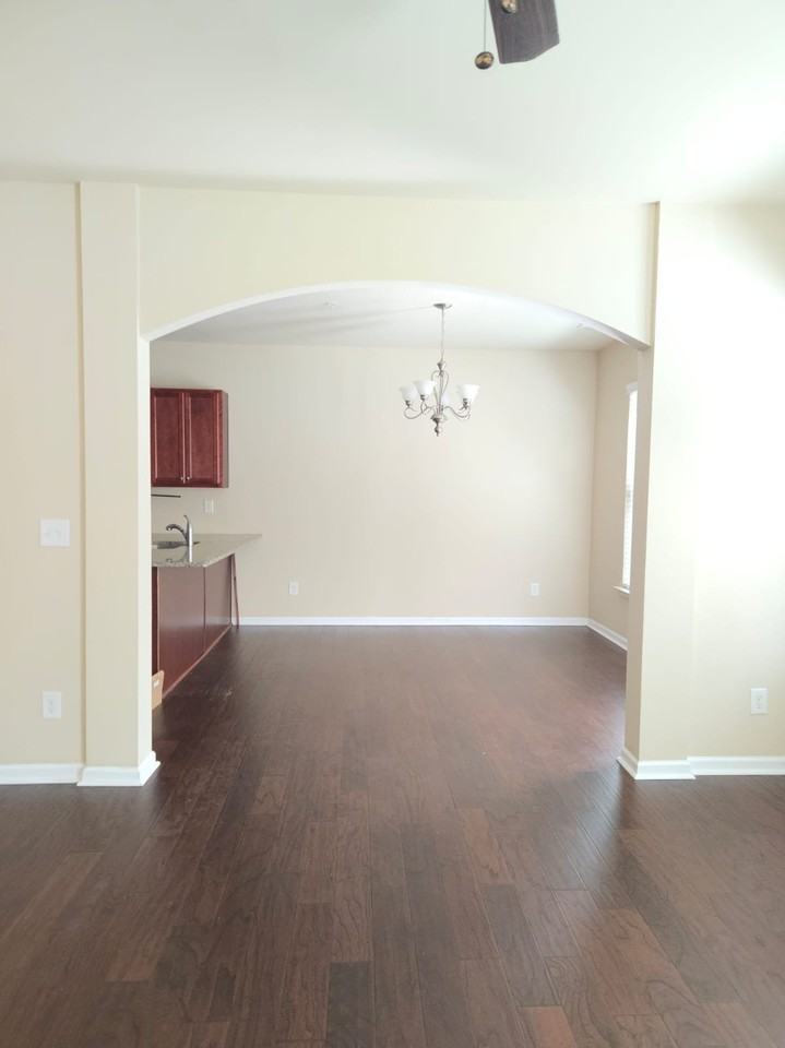 3524 Castleberry Village Cir - Photo 3 of 26