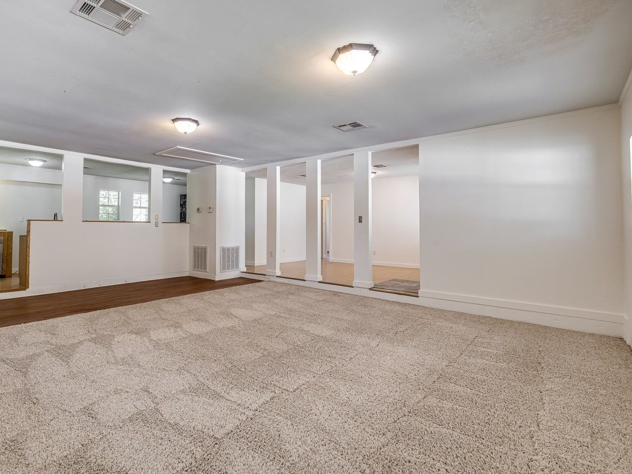 106 N Norman Ave - Photo 5 of 20