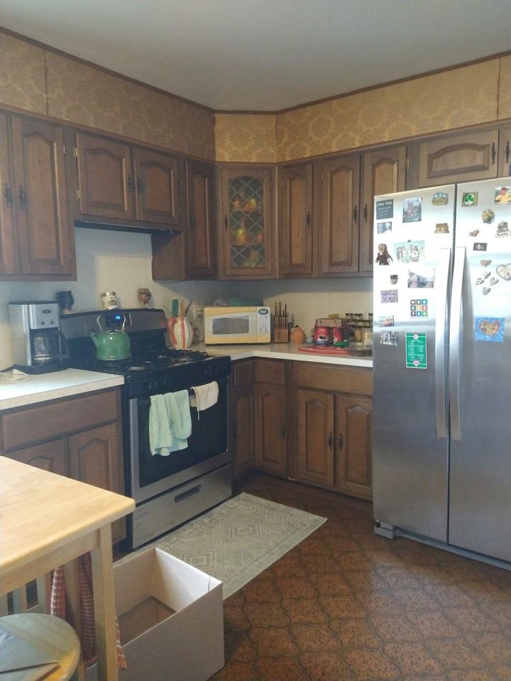 241 Boylston St - Photo 3 of 10