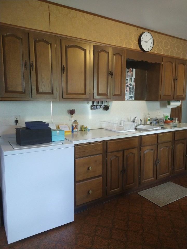 241 Boylston St - Photo 4 of 10