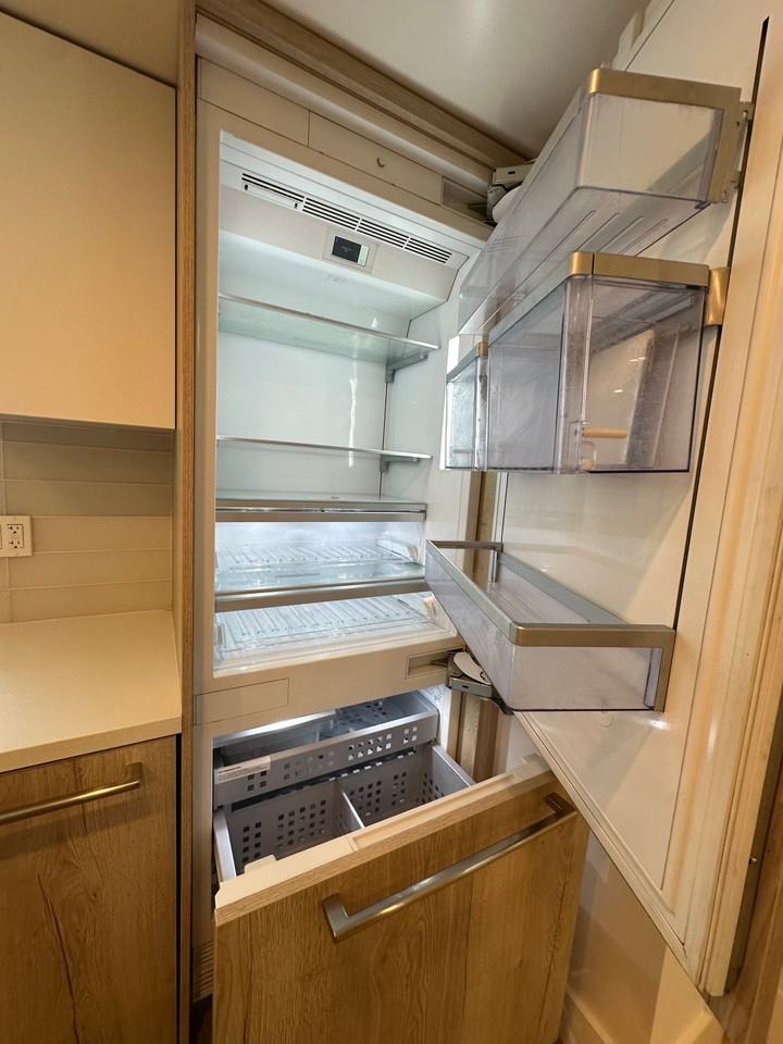 8210 Fountain Ave #103 - Photo 6 of 19