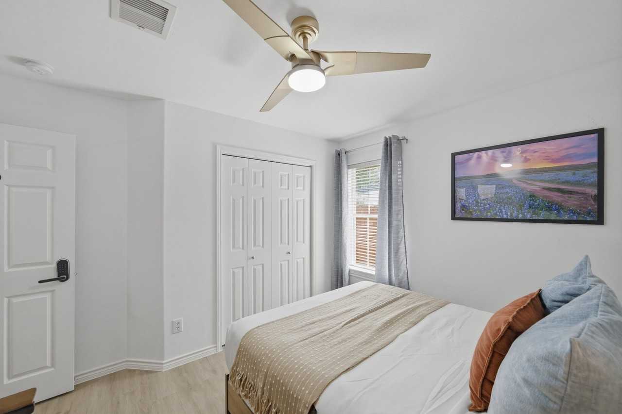 3565 Dreyfus St - Photo 5 of 20